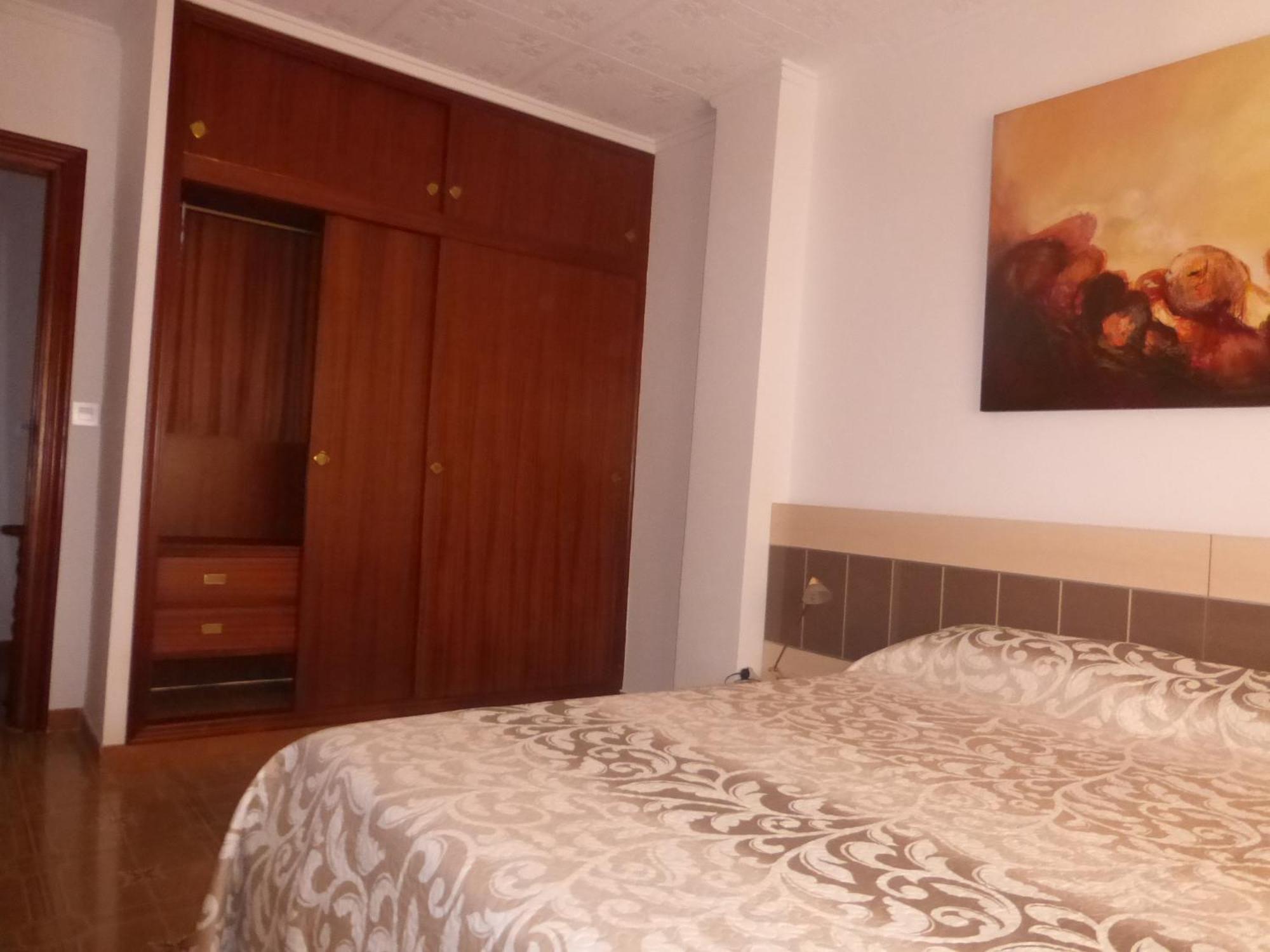 Agradable Casa Con Patio Y Terraza En El Centro Villa El Campello Dış mekan fotoğraf
