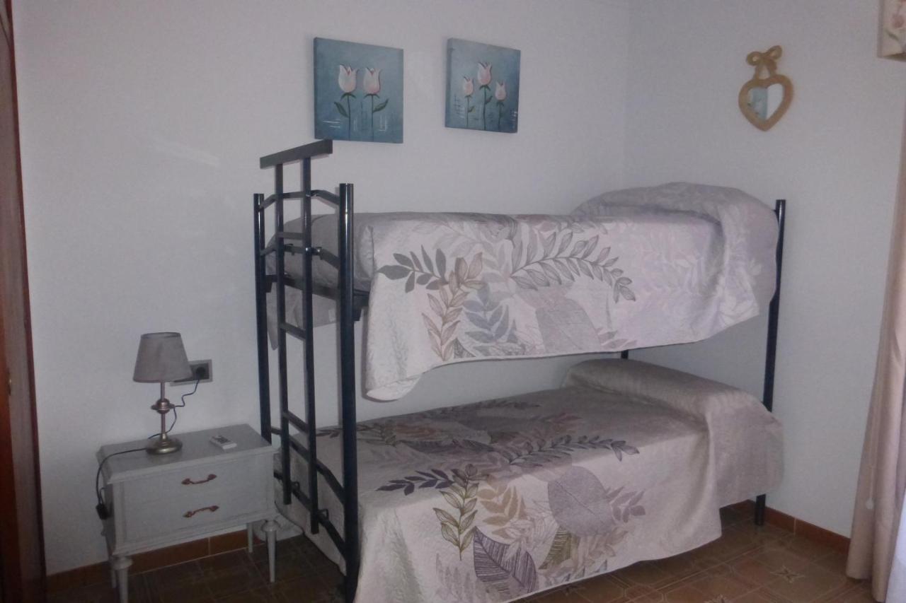 Agradable Casa Con Patio Y Terraza En El Centro Villa El Campello Dış mekan fotoğraf