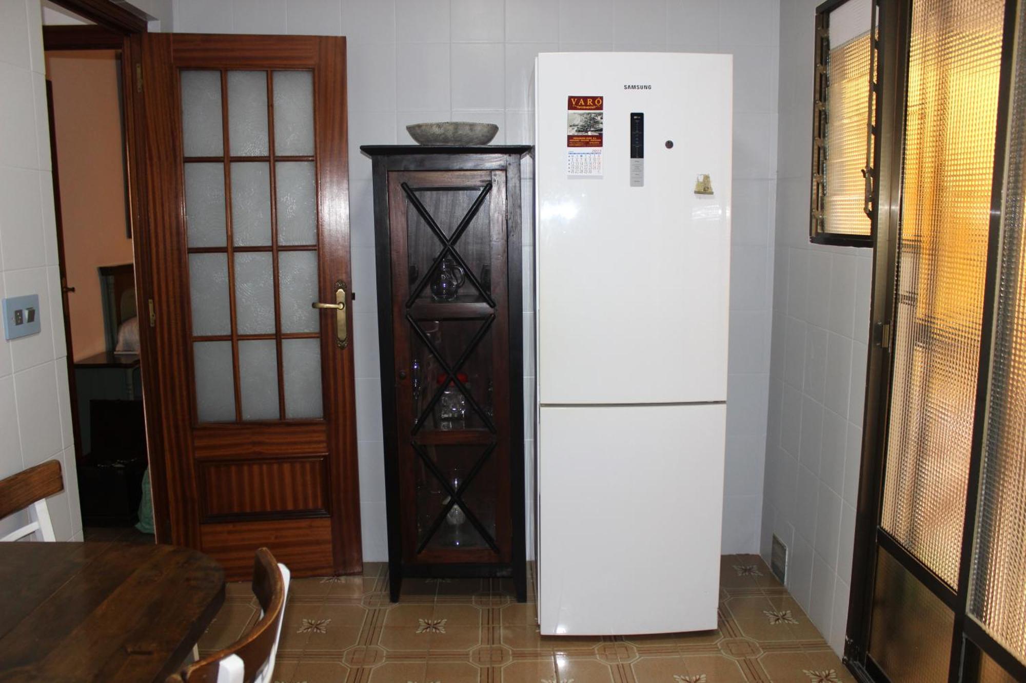 Agradable Casa Con Patio Y Terraza En El Centro Villa El Campello Dış mekan fotoğraf