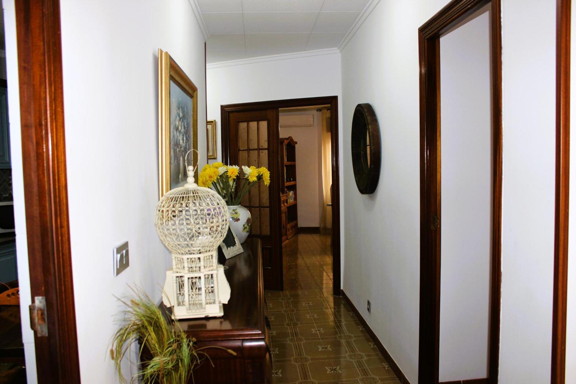 Agradable Casa Con Patio Y Terraza En El Centro Villa El Campello Dış mekan fotoğraf
